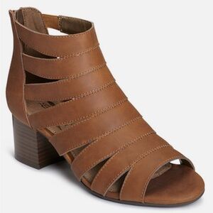 Aerosoles Women’s Midfield Ankle Booties Size 8.5